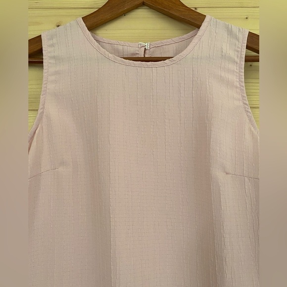 NWOT A-LINE Crew Neck Lightweight Swing Soft Pale Pinkish Women’s Small Dress - Picture 4 of 13